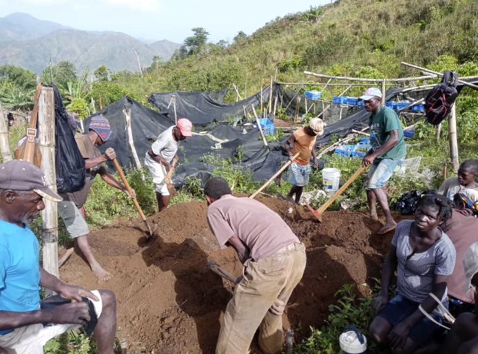 <span class="user_name">Michael Fontaine</span><img data-bs-toggle="tooltip" title="Verified" src="https://www.timlxstatic.com/externals/images/verify-icon.png" alt="" class="verified_icon" width="14px">